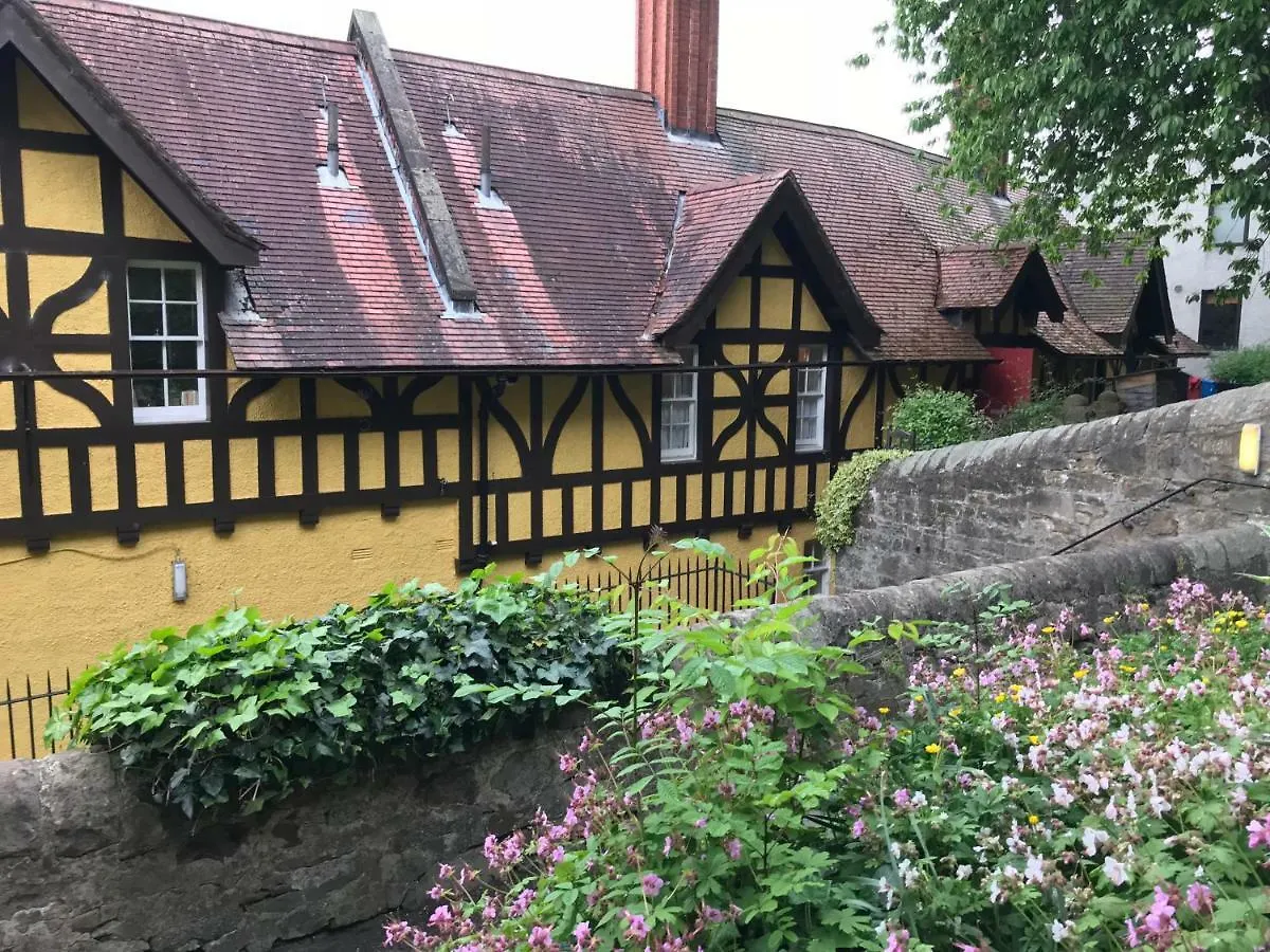 Dean Village Cottage 爱丁堡